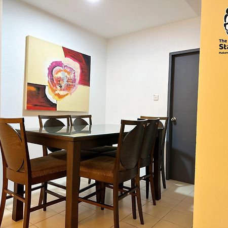 Staycation Homestay 15 Kch City Mall Landed House Kuching Kültér fotó